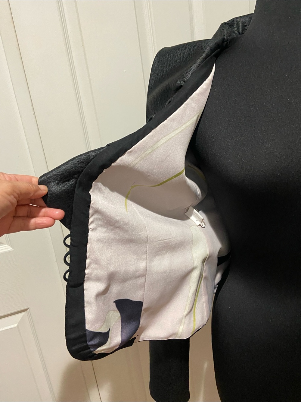Armani Collezioni Black Women's Sculpted Collar Blazer - Picture 8 of 11